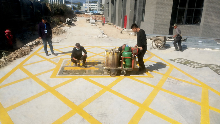 大博医疗厂区地面消防通道禁止停车划线(图1)